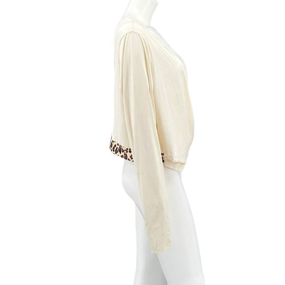 Fabletics Top Womens 3X Cream Leopard Crop Long Sleeves Athleisure Gym Workout - Picture 3 of 8